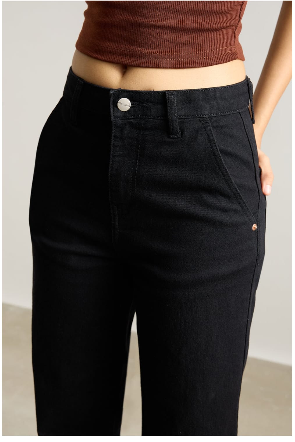 Stylish Black Wide-Leg Jeans - High-Waisted Comfort for Women