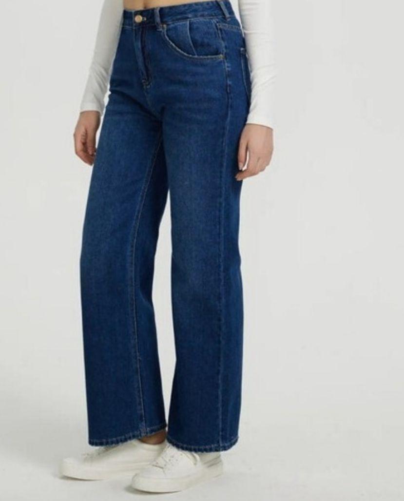 Classic Blue High-Waist Wide-Leg Jeans