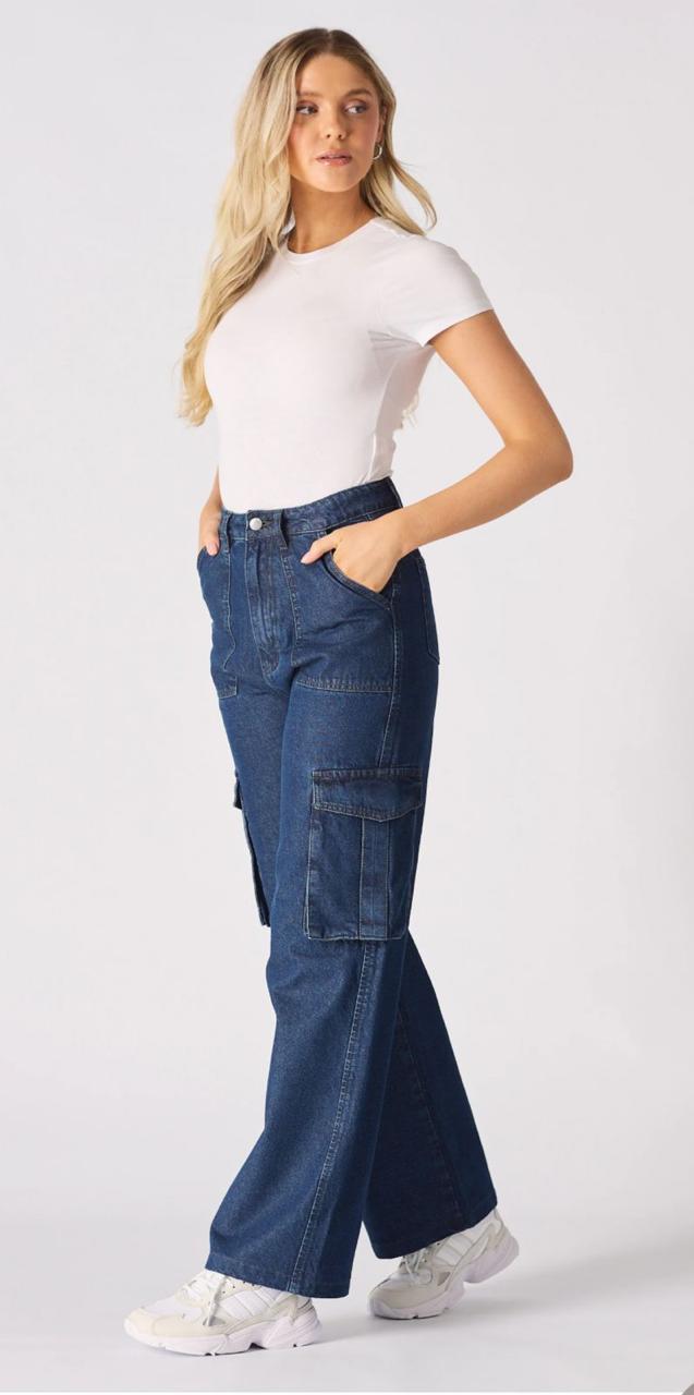 High-Waist Wide-Leg Cargo Jeans – Dark Blue