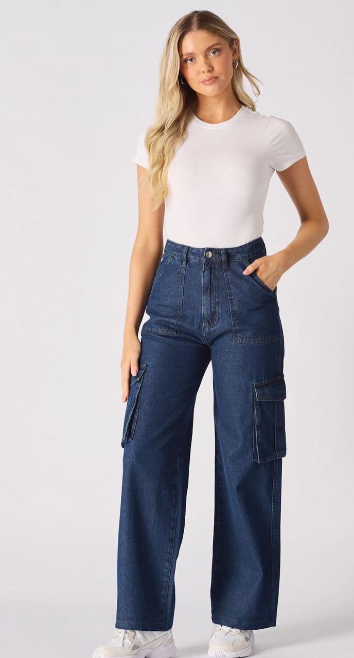 High-Waist Wide-Leg Cargo Jeans – Dark Blue