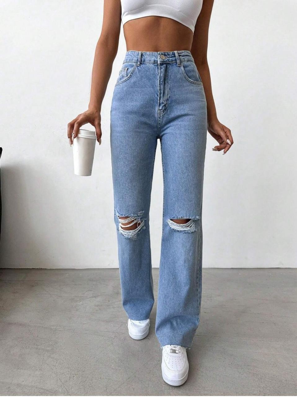 Light Blue Knee-Cut Wide-Leg Jeans – Casual Chic