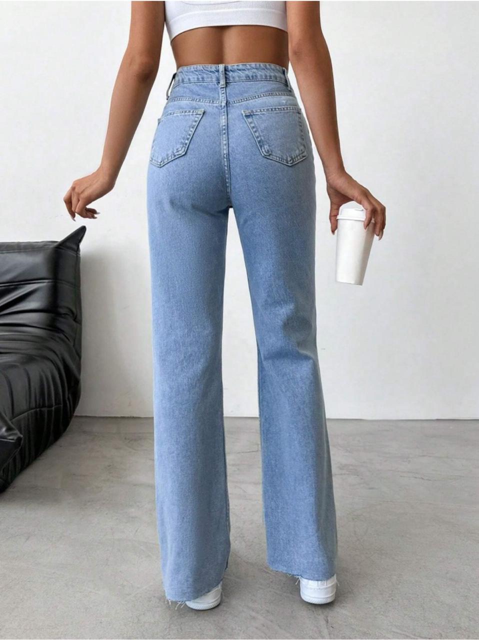 Light Blue Knee-Cut Wide-Leg Jeans – Casual Chic