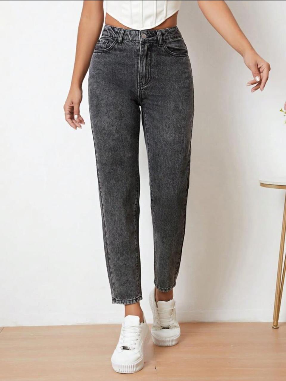 Charcoal Black Ankle-Length Jeans – Trendy