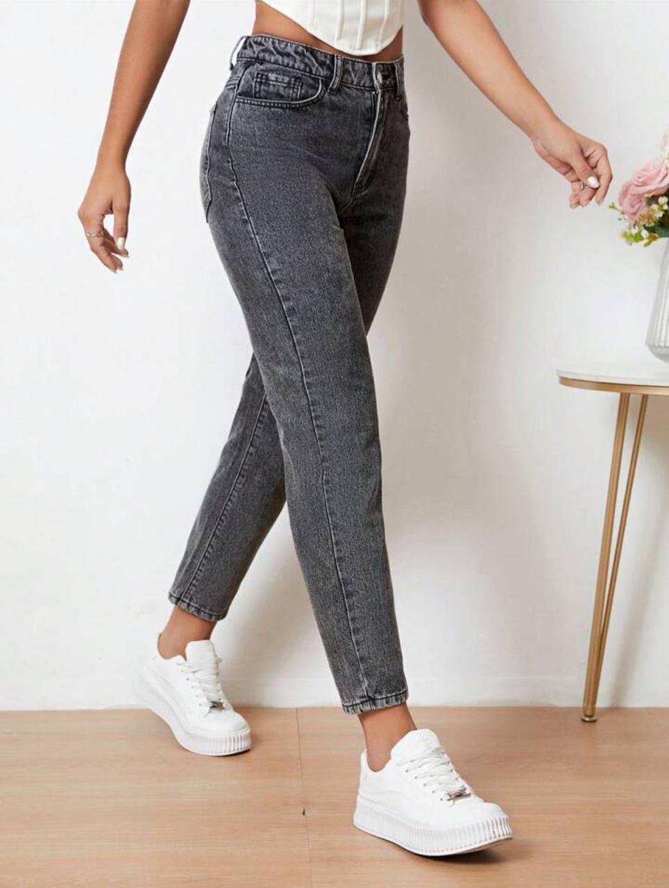 Charcoal Black Ankle-Length Jeans – Trendy